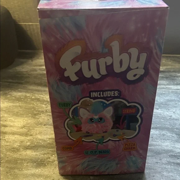 Hasbro Furby Interactive Toy - Pink and Blue - Picture 5 of 5